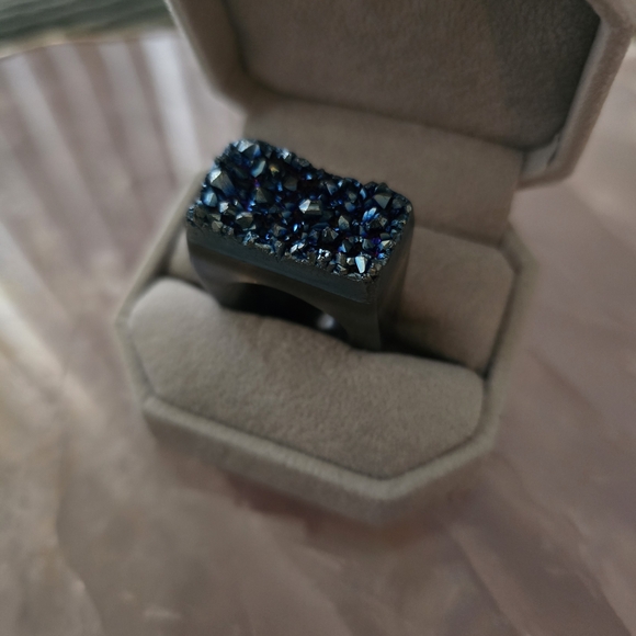 Midnight Blue Druzy Crystal Ring Size 8 - Picture 3 of 3